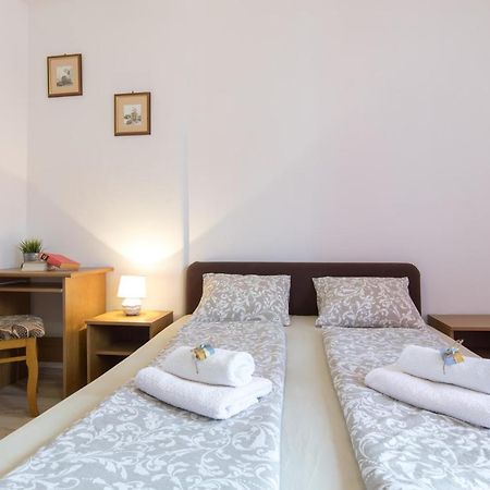 Pape Punat Hotel Exterior foto